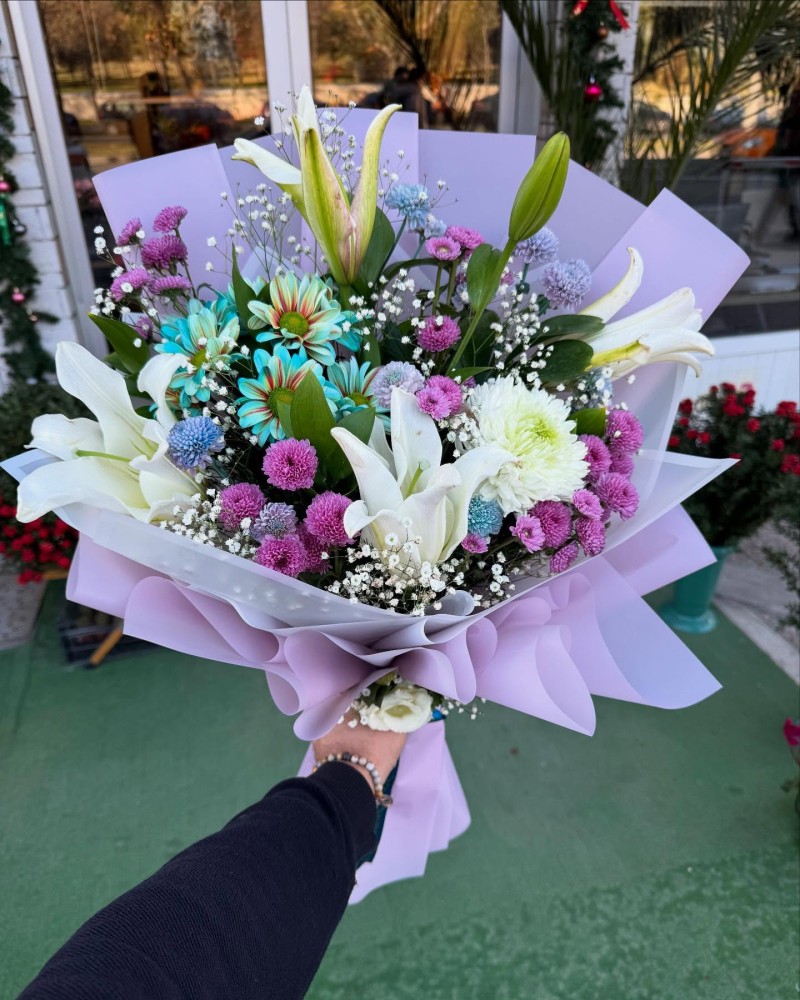 Lilyum & Renkli Krizantem Buketi